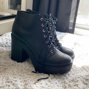 H&M lace up booties